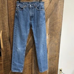 Levi’s 505 straight leg 5 pocket jeans size 33x36 ~D16